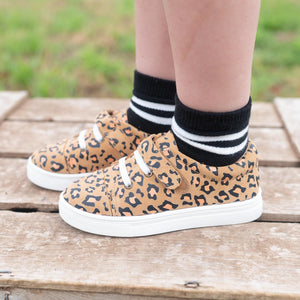 Leopard Sneaks