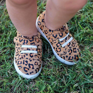 Leopard Sneaks